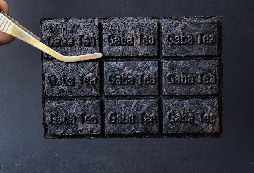 Габа Да Хун Пао (GABA Da Hong Pao) шоколадна цеглина, 100 г, Уїшань TE-GABA-DHP-100 фото