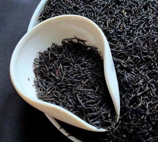Чжен Шань Сяо Чжун 2026 &mdash; Лапсанг Сушонг з гір Уї (50 г) lapsang-souchong-wuyi-fruity-2026-50g фото